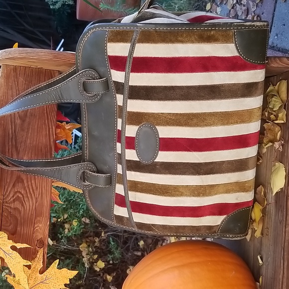 💙🥰💚Vintage Traveler/Luggage - Picture 1 of 16